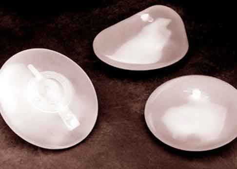 Elegir los mejores implantes de senos naturales